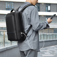 Sac à dos personnalisé en cuir véritable grande capacité pour hommes Sac de voyage pour ordinateur léger et de luxe imperméable pour les affaires