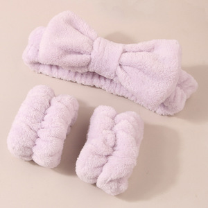 Soft Plush Waterproof Women's and Girls' Three-Piece Set Face Wash Headband Wrist Strap <strong>Scrunchie</strong> Hairband - Product Image 5