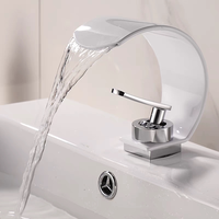 Robinet cascade en forme de C en laiton, monocommande, cartouche céramique, montage sur comptoir, eau chaude et froide, design moderne pour salle de bain