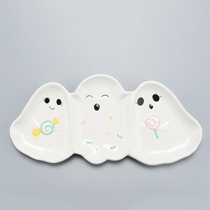 Bonita Bandeja de Cerámica con Diseño de Fantasma de 3 Secciones - Plato Dividido para Aperitivos con Diseño de Dulces y Piruletas, Plato para Fiesta de Halloween - Product Image 1