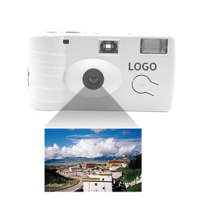 Cámara Desechable Económica OEM Personalizable de un Solo Uso, 135 Fija de 35 mm, Mini Blanca, con Logotipo Personalizado, Cámara Desechable OEM Barata - Product Image 2