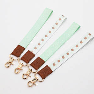 Custom Promotional Gift High Quality Sublimation Polyester Keychain Lanyard With Emboss Logo Leather End Phone Holder Lanyard