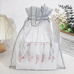 Pochette cadeau en <span class=keywords><strong>organza</strong></span> de haute qualité avec logo personnalisé pour mariage, emballage de vêtements en <span class=keywords><strong>organza</strong></span> de luxe, sac à cordon - Product Image 1