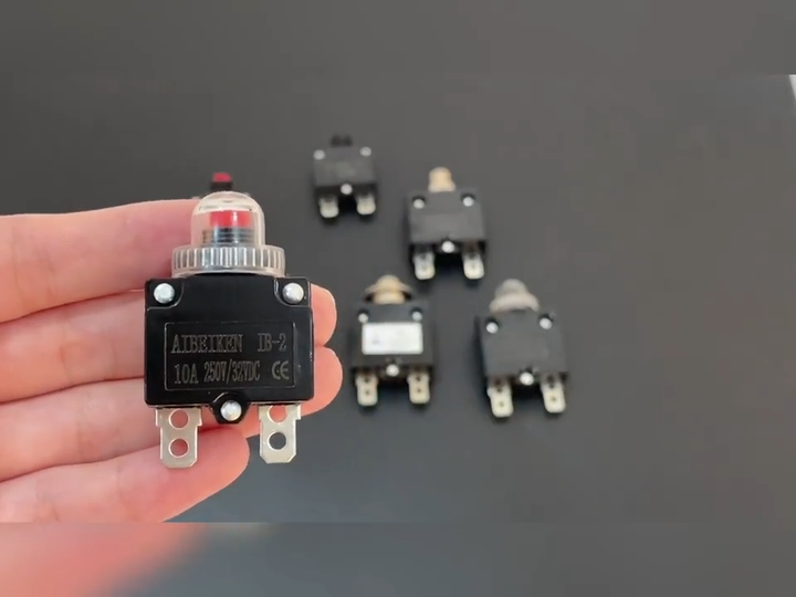 92 Series 1.5A Manual Reset Thermal Circuit Breaker / Overload Protector at  ₹ 344/piece | Thermal Overload Relays in New Delhi | ID: 2858240985348 1pcs 98 series 60A push button reset overload protector automatic