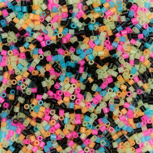 Juego <span class=keywords><strong>de</strong></span> Personajes <span class=keywords><strong>de</strong></span> Peluche en Forma <span class=keywords><strong>de</strong></span> Corazón, Regalo <span class=keywords><strong>de</strong></span> Cumpleaños y Navidad Personalizado, Cuentas Fusibles Pequeñas para Niños, Kit Completo <span class=keywords><strong>de</strong></span> Manualidades con Cuentas - Product Image 3