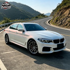 Película Protectora de TPU NIKO, Acabado Brillante, de Blanco a Rojo, para Vehículos, Fácil de Instalar, para Autos y SUVs - Product Image 1