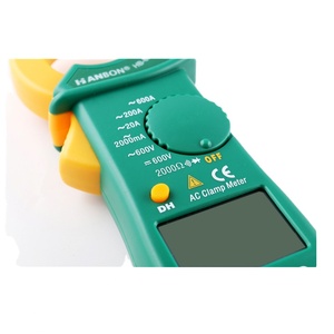 Multímetro Digital Tipo Pinza, Voltímetro y Amperímetro AC 81102 - Product Image 1