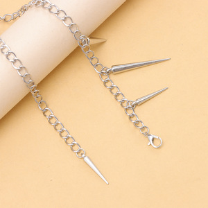 Chaîne de taille en argent tibétain style punk à pointes pour femme, à porter au quotidien - Product Image 4