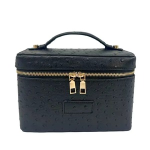 Nueva Bolsa de Cosméticos Cuadrada de Cuero PU, Gran Capacidad, Impermeable, Estuche de Maquillaje de Alta Calidad, Bolsa de Almacenamiento de Cosméticos de Viaje - Product Image 1