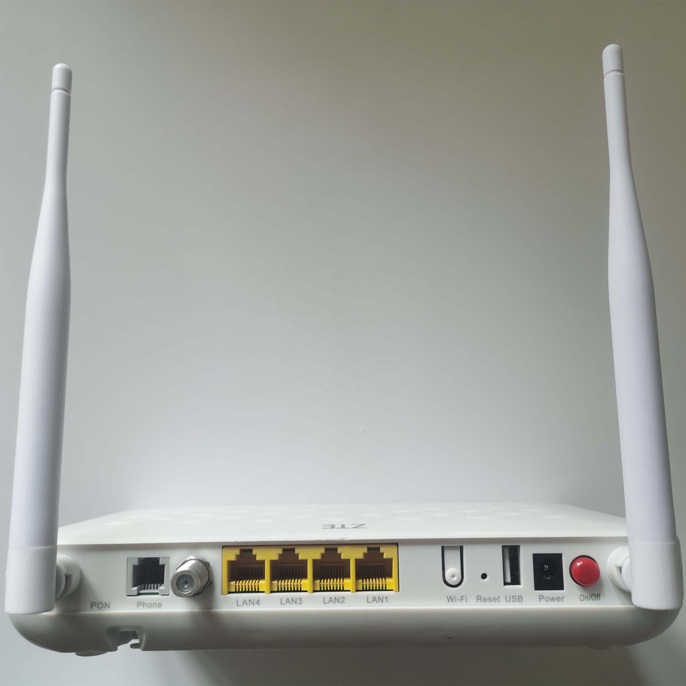 フォン ZXHN F688 Dualband 2.4G/5G Wifi + RF ZTE F688 GPON ONU ONT CATV