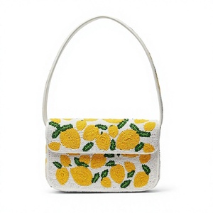 Sac à bandoulière bleu brodé avec motif floral et fruité, sac à main tendance de forme personnalisée pour femmes, activités promotionnelles - Product Image 6