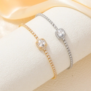 Bracciale da donna con zirconi e diamanti, gioielli geometrici a forma di cuore quadrato - Product Image 4
