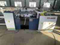 Machine de pliage et de collage semi-automatique PLC à deux pièces pour la fabrication de boîtes en carton ondulé AB