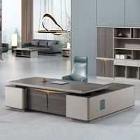 Ensemble de table de bureau ergonomique Table de bureau de directeur Bureau de luxe Bureau de direction Bureau de patron moderne