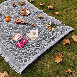 Portable pliable léger tapis de pique-nique Style français <span class=keywords><strong>treillis</strong></span> en forme de T blanc étanche à l'humidité tissu Polyester imperméable Camping - Product Image 3