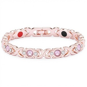 Bracelet magnétique en or rose pour femmes avec accents de diamants, design floral, bijoux à porter au quotidien - Product Image 3