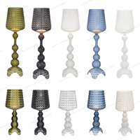 Lampe sur pied LED design en forme de verre à vin, lampe de table artistique moderne, lampe décorative avec télécommande pour villa, complexe hôtelier, hôtel