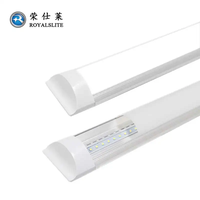 Aluminium + plastique Pf>0.9 100lm/w 120cm 150cm Tube Lights Flat 3 Three Lines Led Batten Linear Triproof Led Batten Light