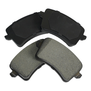 Plaquette de frein D1386 ultra-résistante anti-vibration à plaque arrière perforée pour le marché secondaire des taxis urbains et des fourgons de livraison européens - Product Image 5