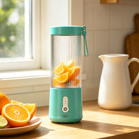 2026 Mesin Blender Portabel Pabrik OEM 6 Mata Pisau USB Isi Ulang Bebas BPA untuk Rumah Kantor Perjalanan Bisnis