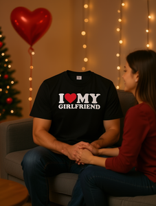 T-shirt I Love My Girlfriend da uomo, nera, girocollo, manica corta, in morbido cotone, casual, regalo di Natale per San Valentino - Product Image 2