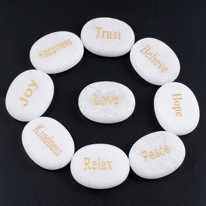 Pietra <span class=keywords><strong>Portafortuna</strong></span> Ovale Piatta in Cristallo Bianco Naturale Personalizzata all'Ingrosso per Decorazione - Product Image 3