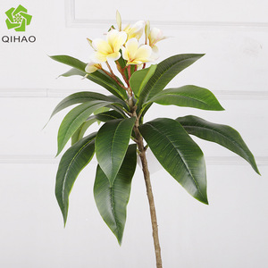 Plante artificielle QIHAO Frangipanier, fleurs jaunes et blanches, en plastique et soie, haute simulation, décoration intérieure, ornement pour la maison - Product Image 4