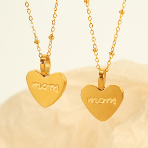 Collar minimalista con colgante de corazón para mamá, cadena de acero inoxidable pulido a prueba de agua, joyería al por mayor para el Día de la Madre para mujer - Product Image 4