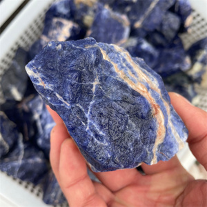Vente en gros de cristaux de quartz naturels bruts de haute qualité guérissant les veines bleues pierres <span class=keywords><strong>sodalite</strong></span> bleue <span class=keywords><strong>sodalite</strong></span> brute prix pour la guérison - Product Image 4