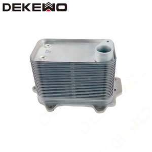 07C117037K DEKEWO Pièces automobiles EA398 Refroidisseur d'huile moteur pour <span class=keywords><strong>AUDI</strong></span> A8 <span class=keywords><strong>Quattro</strong></span> 6.0 W12 BENTLEY Continental Flying Spur/<span class=keywords><strong>GT</strong></span> - Product Image 2