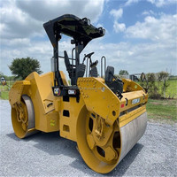 Rouleau compresseur routier Caterpillar Cat CB64 d'occasion à vendre, rouleau compresseur vibratoire à double tambour Cat CB64 d'occasion à vendre
