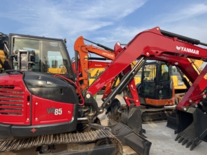Mini-excavatrice sur chenilles Yanmar VIO85 d'occasion en stock, pelleuse zéro-queue d'origine japonaise de 8 tonnes, système hydraulique d'origine sensible. - Product Image 6