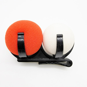 Dispositivo de una bola a cuatro abrazaderas, abrazadera de bola, abrazadera para cambiar bolas, abrazadera de liberación de objetos, accesorios y utilería de magia King Magic - Product Image 4