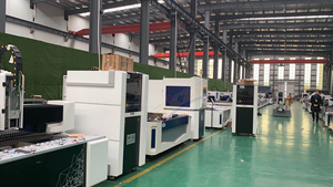 SANXIN tôle fer/acier inoxydable/<span class=keywords><strong>aluminium</strong></span>/cuivre CNC prix de la machine de <span class=keywords><strong>découpe</strong></span> <span class=keywords><strong>laser</strong></span> à fibre à vendre - Product Image 5