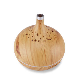 Diffuseur d'arômes YX-158 Stars And Moon 0,5L, design imitation bois, humidificateur pour la maison, le bureau et l'intérieur - Product Image 3