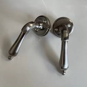 Poignées de porte robustes et durables, design nordique suédois, noires, avec serrure, très vendues - Product Image 2