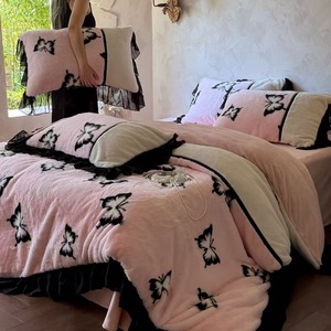 Retro Gothic Butterfly Print Plush Bedding Set Soft <strong>Teddy</strong> Velvet Black Sheer Ruffle Duvet Cover With Bed Skirt - Product Image 3