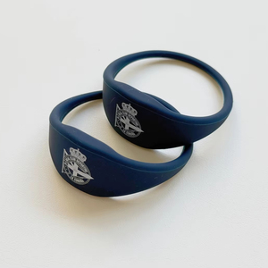 Rfid Silicone dây đeo cổ tay với Mini <span class=keywords><strong>Tag</strong></span> cho phòng tập thể dục/hồ bơi kiểm soát truy cập <span class=keywords><strong>NFC</strong></span> cửa tủ nhận dạng dây đeo cổ tay - Product Image 1