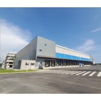 Entrepôt frigorifique multi-températures en acier - Bâtiment modulaire préfabriqué pour atelier de manutention de marchandises réfrigérées et surgelées et logistique transfrontalière