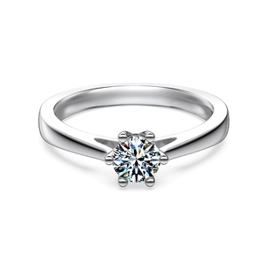 Anillo de Compromiso de Plata de Ley 925 con Diseño Sencillo Dylam, con Piedra de Moissanita de 5 mm y 0.5 ct, D VVS1, para Boda - Product Image 1