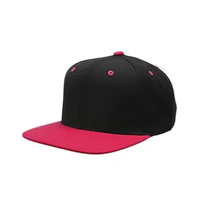 Yüksek kalite kişiselleştirilmiş özel Logo Jean şapkalar fatura eski beyzbol şapkası 6 Panel işlemeli yıkanmış sıkıntılı % 100 pamuk Unisex