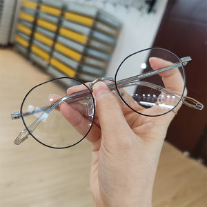 8722 Armazón de Metal de Alta Calidad Antirreflejos con Protección de Luz Azul, Nuevo Diseño 2024, Armazón Óptico para Gafas - Product Image 3