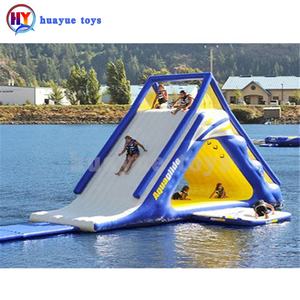 Hot Sales Aufblasbare Wasserpark ausrüstung Aufblasbare Wasser dreieck rutschen/schwimmende Wasser rutsche für den Verkauf für Kinder und Erwachsene - Product Image 1