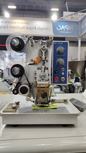 Macchina automatica di codifica dell'etichetta di trasferimento termico per la codifica automatica della data di produzione e la codifica continua dell'imballaggio - Product Image 4