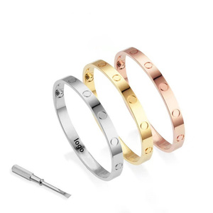 Bracelet de luxe en acier inoxydable doré, style vis, pour hommes et femmes, avec tournevis, logo de marque - Product Image 4