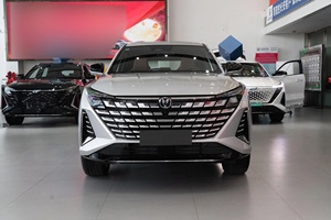 รถยนต์พลังงานใหม่สมรรถนะสูง Changan UNI-Z PHEV SUV 5 ประตู 5 ที่นั่ง ระยะทางวิ่ง 1200 กม. รถยนต์ไฮบริดสำหรับขาย - Product Image 3