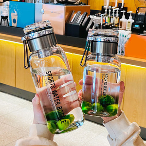 1000ml 1200ml 700ml Bouteille d'eau en verre borosilicaté de grande <span class=keywords><strong>taille</strong></span> avec filtre à thé et manchon de protection - Product Image 1