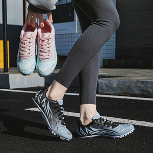 Chaussures à pointes de course de vitesse pour hommes et femmes, idéales pour l'athlétisme et la course de <span class=keywords><strong>sprint</strong></span>, personnalisables avec logo, directement de l'usine. - Product Image 2