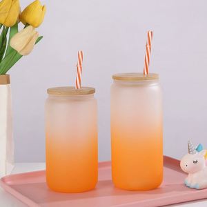 Frasco de Vidrio Resistente a las Manchas de 20 oz con Tapa para Uso en Picnics al Aire Libre - Product Image 4