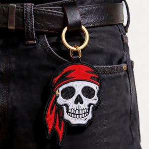 Porte-clés brodés tissés avec logo personnalisé de l'usine chinoise Porte-clés patch de broderie de dessin animé Keytag promotionnel à bas prix - Product Image 3